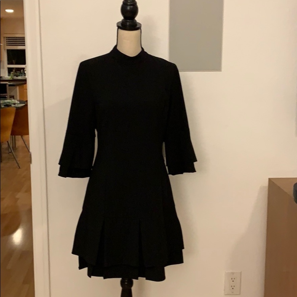 Laundry by Shelli Segal crepe dress